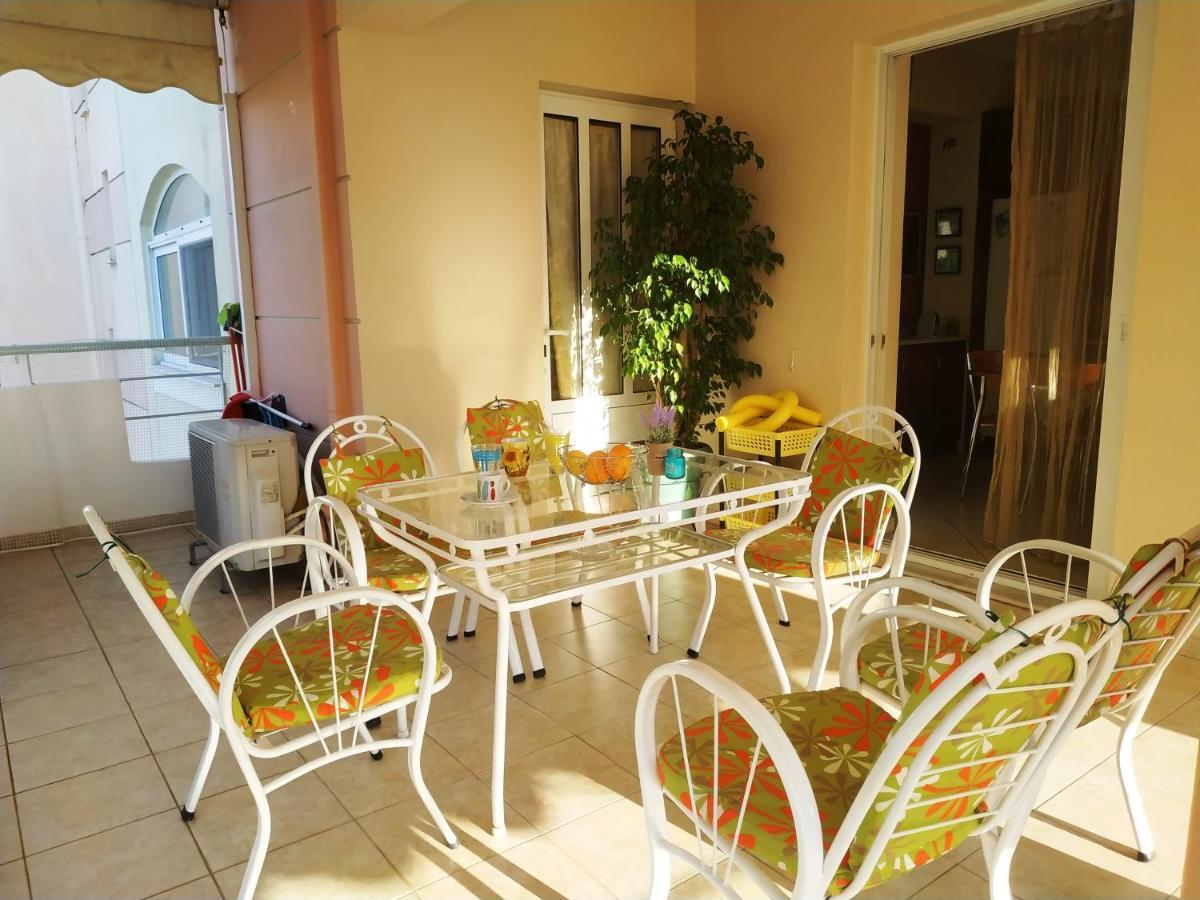Thalia In Kalamata, 15' Walk From The Center And The *
