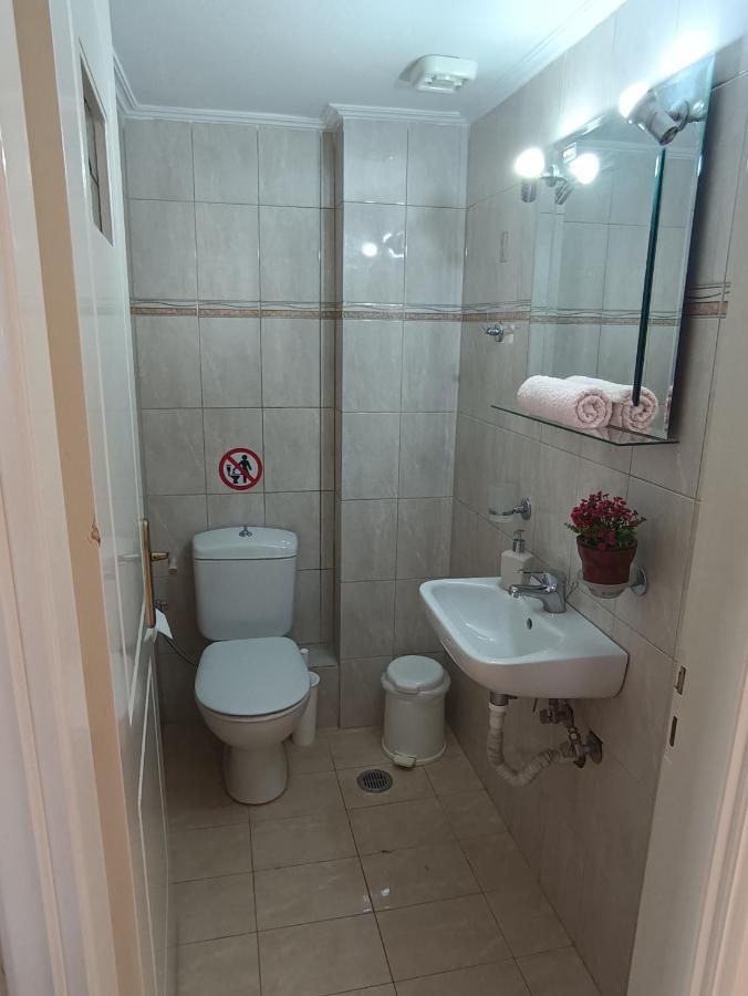 Appartamento Thalia In Kalamata, 15' Walk From The Center And The Kalamata