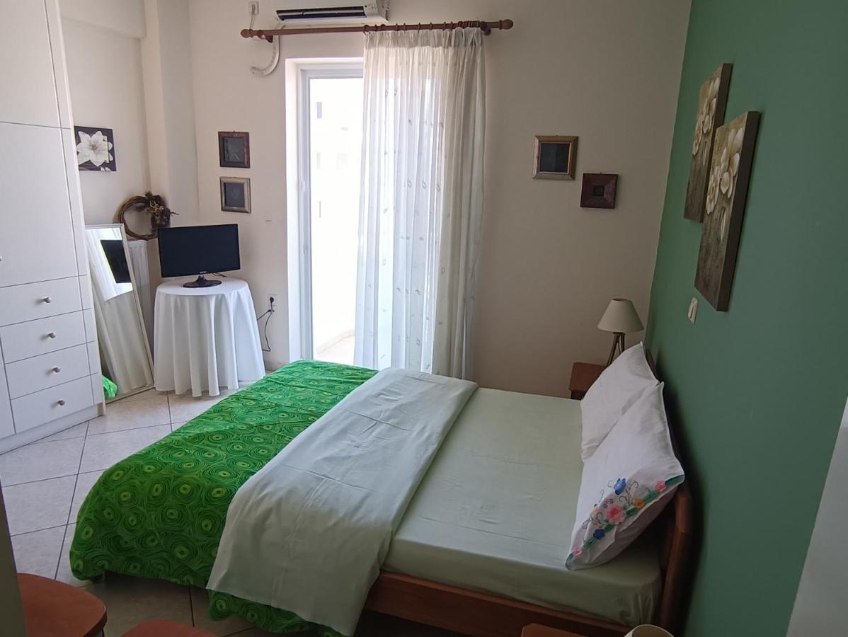 Thalia In Kalamata, 15' Walk From The Center And The Appartamento Kalamata